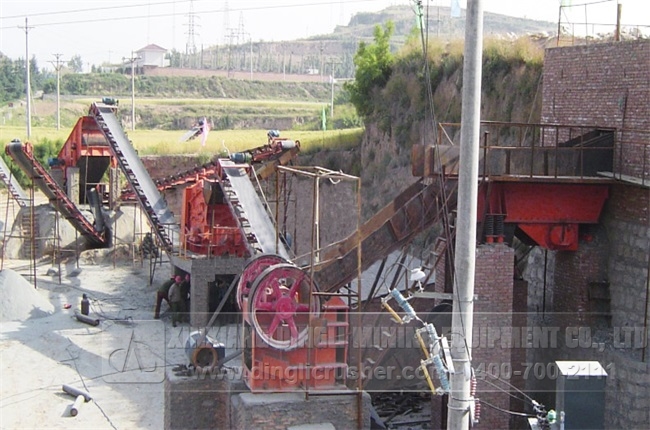 small stone crushing line, small stone crusher plant